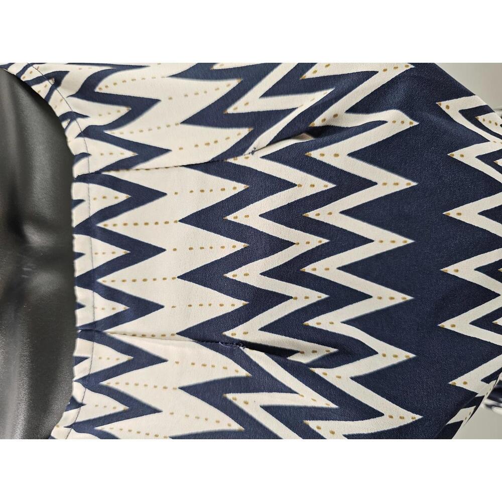 Speed Control Chevron Dress - Picture 7 of 14